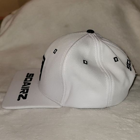 Squairz‎ Velcro Baseball Golf Hat Square Brim White & Black - Picture 2 of 5